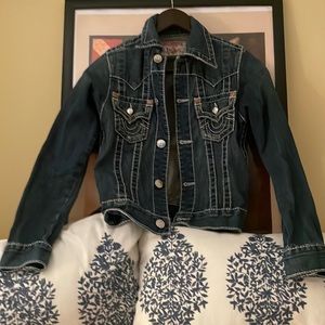 ⭐️ True Religion ⭐️ Distressed Denim Jacket